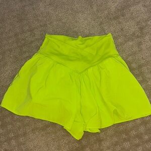 Aerie Offline Crossover Green Shorts Size xs